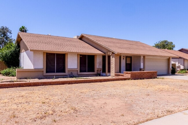 3841 W Bluefield Ave in Glendale, AZ - Building Photo - Building Photo