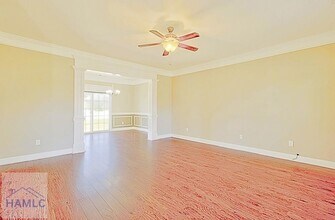 713 English Oak Dr, Unit 300-300.418 in Hinesville, GA - Building Photo - Building Photo