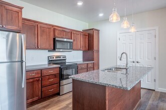 Pewits Landing 2 LLC in Baraboo, WI - Foto de edificio - Interior Photo