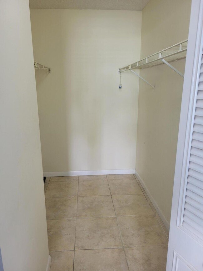 3652 Alder Dr in West Palm Beach, FL - Foto de edificio - Building Photo