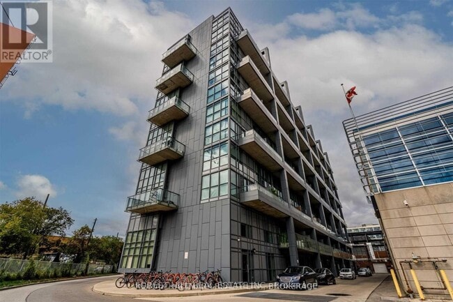 property at 5 Hanna Ave