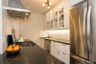 495 E 7th St in Brooklyn, NY - Building Photo - Building Photo