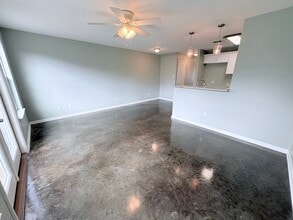 1610 Dehart Dr, Unit C in New Iberia, LA - Building Photo - Building Photo