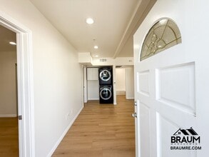 1415 Centinela Ave in Santa Monica, CA - Building Photo - Building Photo