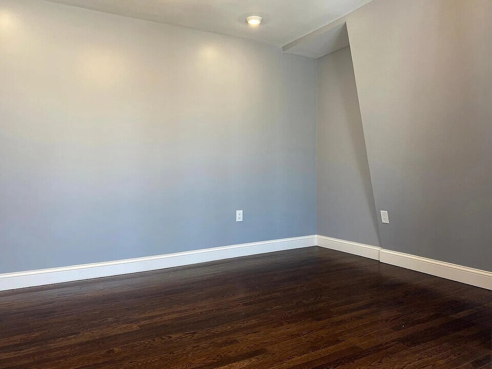 32 Marshall St, Unit 32 Marshall Street in Winthrop, MA - Building Photo