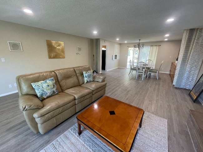 1465 W Shannon St in Upland, CA - Building Photo - Building Photo