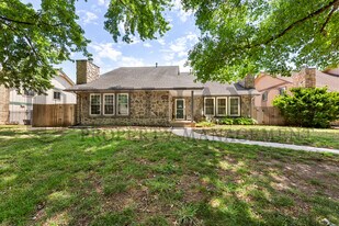 1111 E Redwood Rd in Derby, KS - Building Photo