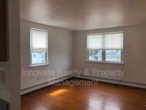 941 Afton St in Philadelphia, PA - Building Photo - Building Photo