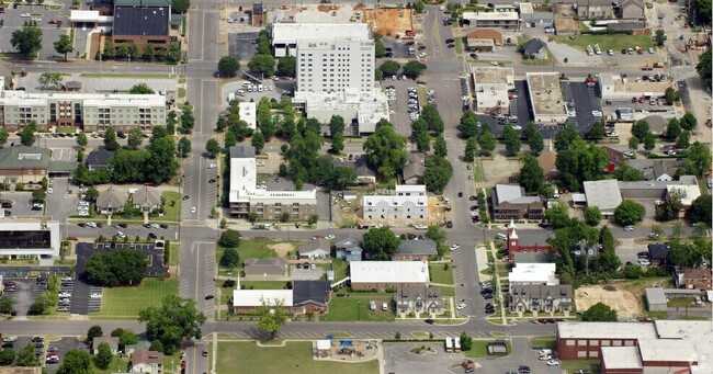 1008-1010 22nd Ave in Tuscaloosa, AL - Building Photo - Building Photo