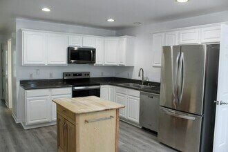918 Gleason St in Arden, NC - Building Photo - Building Photo