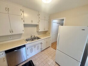 2839 Virginia Ave S in St. Louis Park, MN - Building Photo - Building Photo