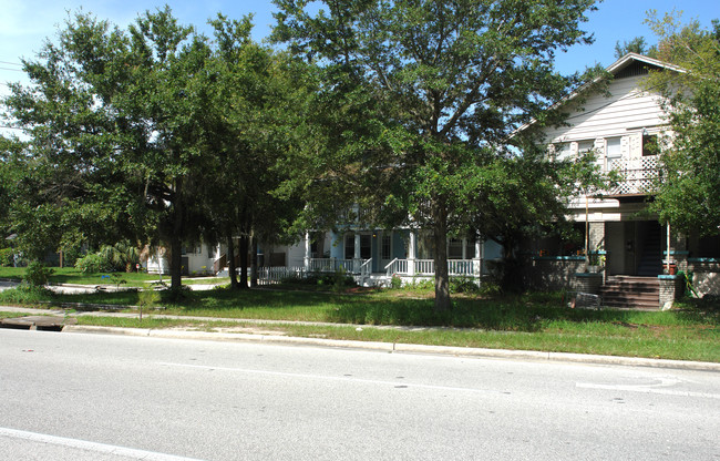 624 Highland St N in St. Petersburg, FL - Building Photo - Building Photo