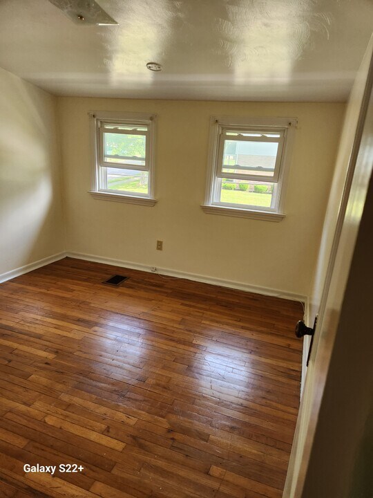 4426 Greengarden Blvd in Erie, PA - Building Photo