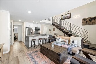 2745 Laguna Canyon Rd, Unit C in Laguna Beach, CA - Building Photo - Building Photo