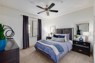 Trails at SanTan in Gilbert, AZ - Building Photo - Interior Photo