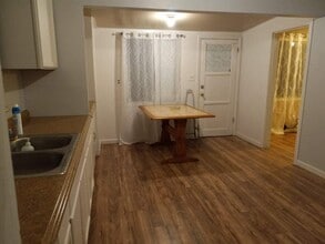 409 Belmont Ave in Bakersfield, CA - Building Photo - Building Photo