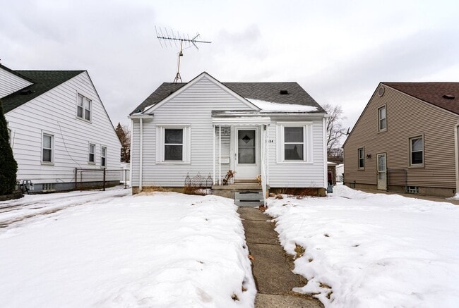 property at 3354 Monroe St