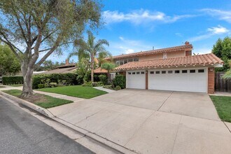 1374 Breckford Ct in Westlake Village, CA - Building Photo - Building Photo