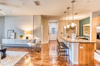 Sea Isle in Orlando, FL - Building Photo - Building Photo