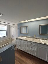 504 S Florida Ave in Tarpon Springs, FL - Building Photo - Building Photo