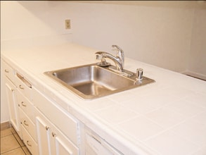 5468 Roundtree Pl in Concord, CA - Building Photo - Building Photo