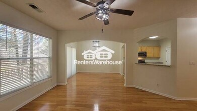 111 Golden Pine Rd SW in Austell, GA - Building Photo - Building Photo