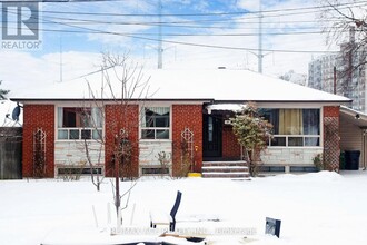 20 Camarel Crescent in Toronto, ON - Building Photo - Building Photo