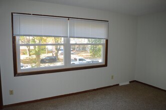 2029 Adderbury Ln in Madison, WI - Building Photo - Building Photo