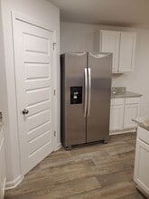 7495 Oak Lake Blvd in Bellview, FL - Building Photo - Building Photo