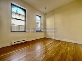 216 W 108th St in New York, NY - Building Photo