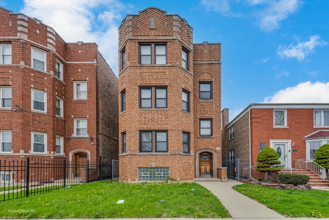 property at 7332 S Artesian Ave