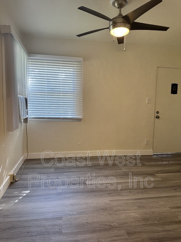 1098 E Madison Ave in El Cajon, CA - Building Photo - Building Photo