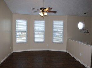 6699 Alex Dr in Canal Winchester, OH - Foto de edificio - Building Photo