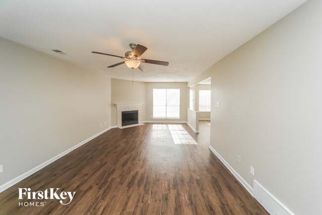 4657 Lindawood Ln in Memphis, TN - Building Photo - Building Photo