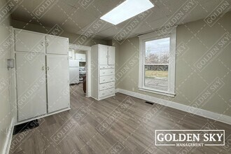 1224 E Main St in Muncie, IN - Foto de edificio - Building Photo