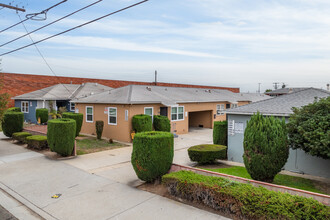 1300 W 134th St in Gardena, CA - Building Photo - Building Photo