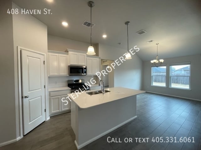 408 Haven St