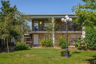 3535 NASA Road 1 in Seabrook, TX - Building Photo - Building Photo