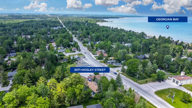 3071 Mosley St in Wasaga Beach, ON - Building Photo - Building Photo