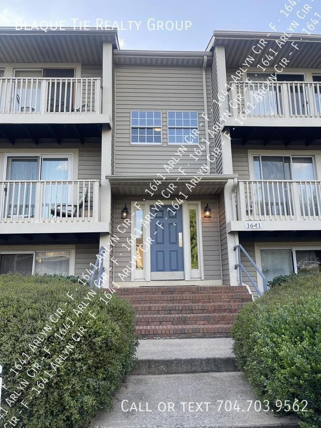 property at 1641 Arlyn Cir