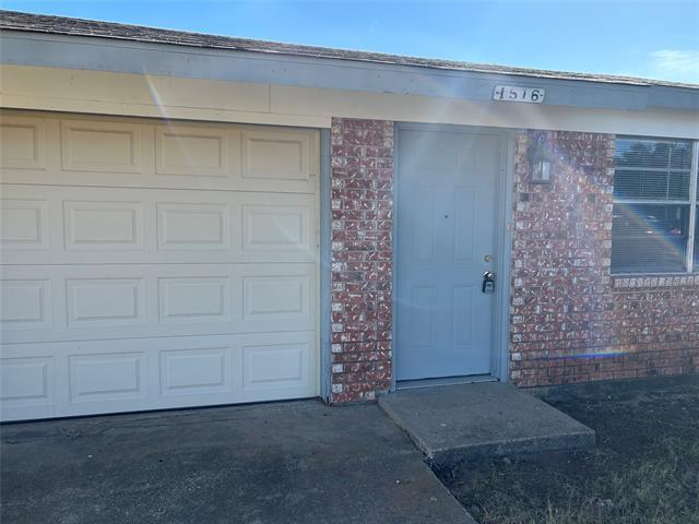 1516 Coral Cut Off in Azle, TX - Building Photo - Building Photo