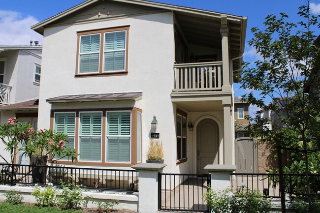 232 Jet Stream in Tustin, CA - Foto de edificio - Building Photo