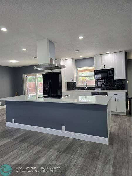 property at 5370 NW 29th Ct