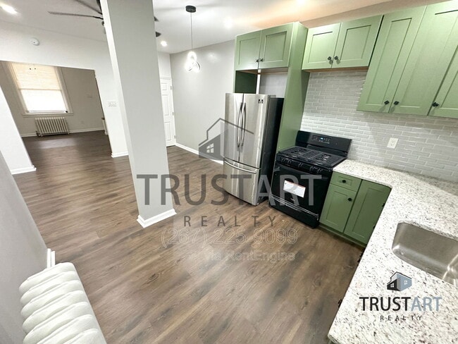 1953 N Hollywood St in Philadelphia, PA - Building Photo - Building Photo