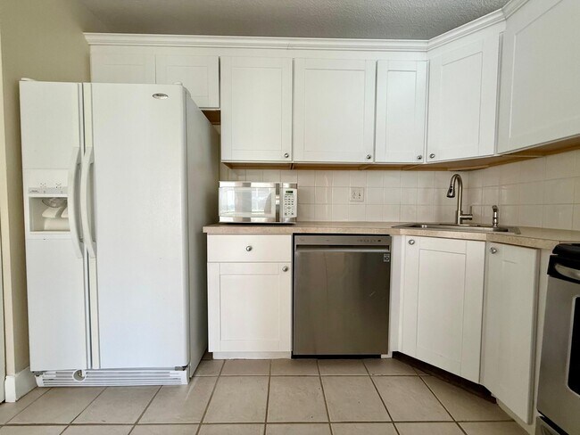 4933 Sable Pine Cir in West Palm Beach, FL - Building Photo - Building Photo