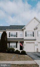 110 Quinton Oaks Cir in Stephens City, VA - Building Photo - Building Photo