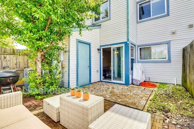 property at 749 Quesnel Dr