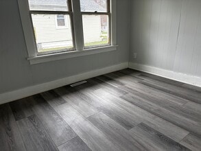 30 Blair St in Battle Creek, MI - Building Photo - Building Photo