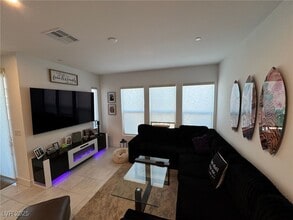 4318 Eagle Summit Ave in Las Vegas, NV - Building Photo - Building Photo