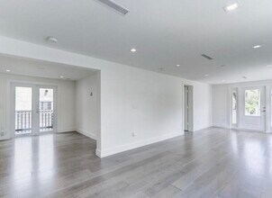 833 Ardmore Rd in West Palm Beach, FL - Building Photo - Building Photo